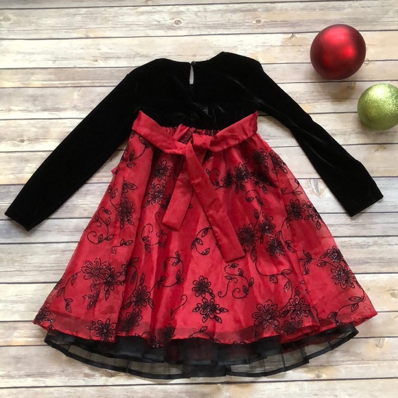 🔴SOLD 🔴 Girls Fancy Holiday Dress Size 6 - Picture 7 of 7